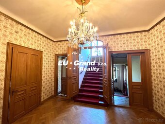 Prodej zrekonstruované vily z konce 19 století v Neugersdorf - 11