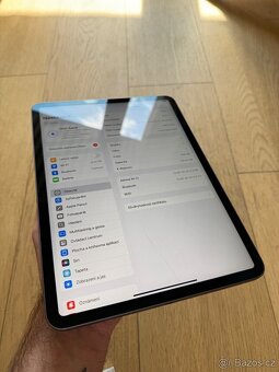 iPad Pro 11” 2020 256GB + Magic Keybord - 11