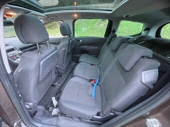 Peugeot 5008 1.6 115kw 7 míst - 11
