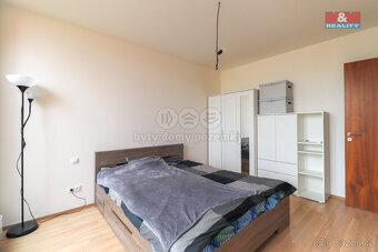 Pronájem bytu 2+kk, 65 m², Praha, ul. Nádražní - 11