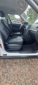 Škoda Yeti 2.0 TDI 4x4 ČR nova stk - 11