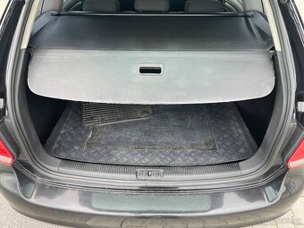 VW Golf combi 1,6 tdi 77kw rok 2012 - 11