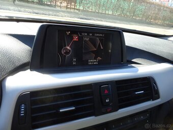 BMW 420i Grand Coupe r.v.2015 (135 kw) MANUÁL - 11