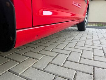 Volkswagen Caddy combi life 1.4 benzín 59kW - 11