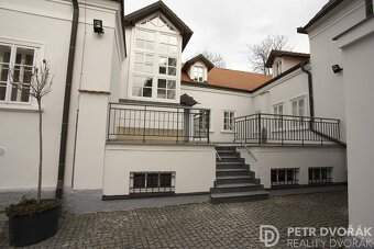 Pronájem bytu 1+1 27 m2, U Pernikářky, Praha 5 - Smíchov - 11