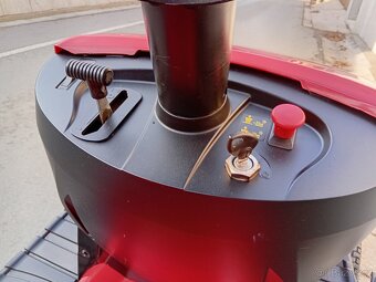 Prodám zahradní traktor Twin-Cut 14.5Hp - 11