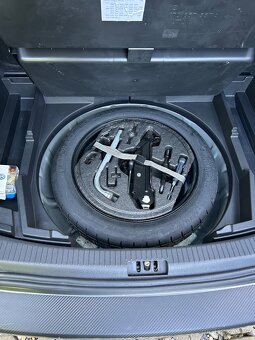 VW Touran LIFE 1.2 TSI, r. 2013, jen 102t km - 11