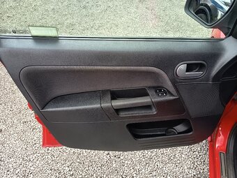 FORD Fusion 1,4i Comfort  ČR - 11