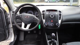 Kia Cee´d, 1,6 CRDI Seven SW Eco Dynamic 85 kW - 11