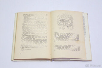 4x Knihy - dobrodružné - 11