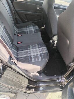 Vw Up CLUB 1.0 Mpi 55kw r.v.2016 - 11