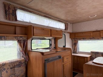 Karavan Rapido - 11