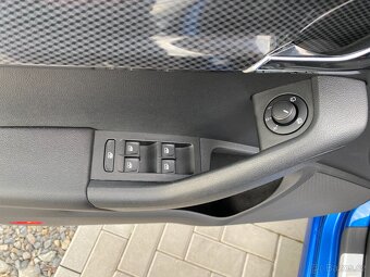 Škoda Octavia, 2.0 TSI 162kW -RS-XEN-PANORAMA - 11