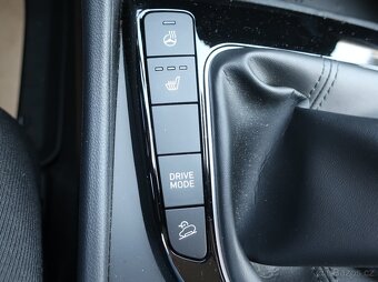 Hyundai Tucson 1.6T-GDi 110kW SMART ZÁRUKA ČR 1MAJ SERVISKA - 11