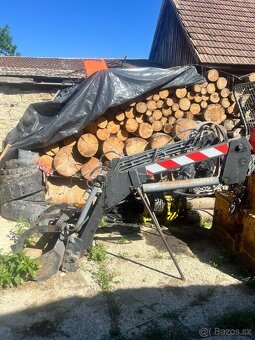 AGT 835T - bohatá výbava - 11