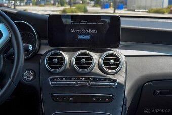 Mercedes Benz GLC 300e 4MATIC 2021 - 11