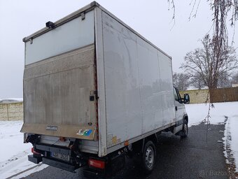 IVECO DAILY SKŘÍŇ S ČELEM 2011 - 11