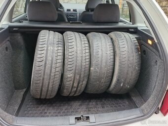 Škoda Fabia combi I 1.4 16V 74kW - 11