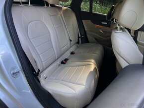 Mercedes - Benz GLC 220d 4Matic A/T DPH - 11
