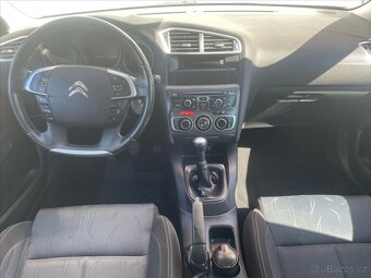 Citroën C4 1,6 VVti  CITROËN C4 (2011) - 11