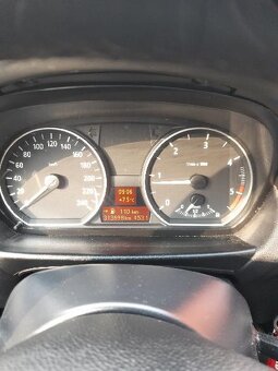 BMW 118 D,VERZE 01 - 11
