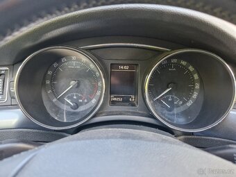 Škoda Superb combi 2,0 TDI 125kw 4x4 manuál r.v.2013 - 11