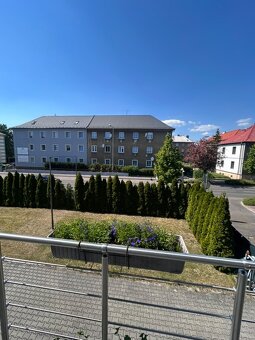 Pronájem 2+1 s balkonem, parkovacím stáním ve dvoře - 11
