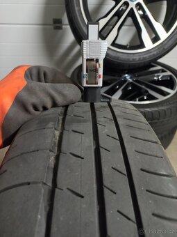 BMW i3/i3S letní sada kol 20" design 431 bicolor Bridgeston - 11