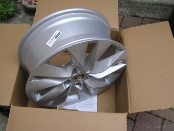 Škoda Kodiaq I,II/VW Tiguan/Seat Taracco-NOVÉ 17 Alu disky. - 11