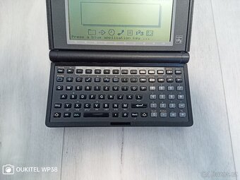 Mini palmtop počítač Hewlet Packard 95lx - 11