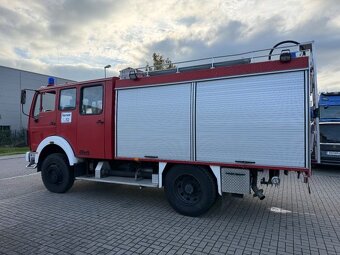 Mercedes-Benz 1222 AF 4x4 Hasičský vůz - 11
