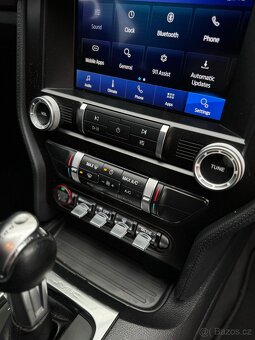 FORD MUSTANG 2.3 ECOBOOST 213 kW COUPÉ – 2019 - 11