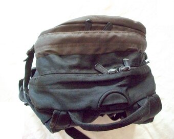 Turistický BATOH zn. HI-TEC, 35l - 11