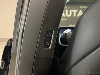 Tesla Model X Plaid 760kw 2024 - 11