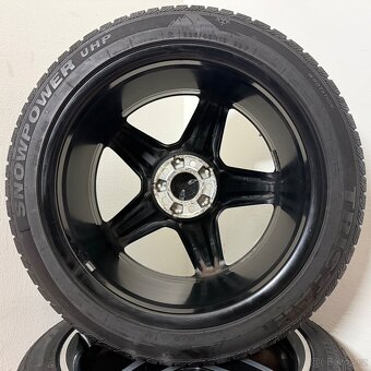 MERCEDES GLA AMG 5x112 R19 ET43,5+ZIMNÍ 235/45R19 8mm - 11