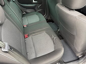 RENAULT CLIO 1,2i 43kW - rok 2008 - Klimatizace - 11