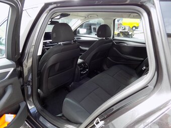 BMW Řada 5 530e/xDrive/Full-LED/DPH/ - 11