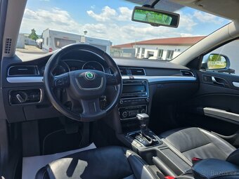Škoda Superb 3.6 FSI DSG Elegance 4x4 - 11