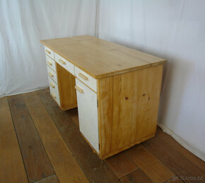 Psací stůl dřevěný - 11