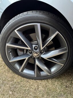 Škoda Superb 2.0 TSi 4x4 Sportline 206 kw - 11