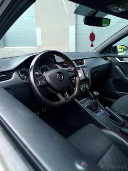 Škoda Octavia 3 RS Challenge 2.0Tdi 135kw manuál - 11