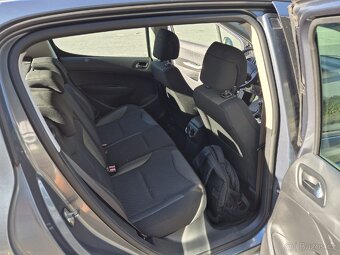 Peugeot 308 1.6i 88kW Klima Tempomat najeto 78000km - 11