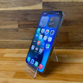 IPhone 15 Pro Max 256GB, 100% bat., eSIM, přírodní (záruka) - 11
