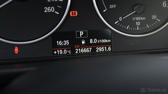 BMW Řada 3, 330d 190kW xDrive LuxuryLine - 11