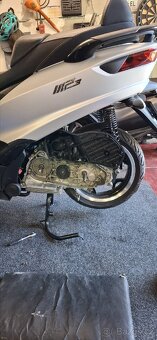 Piaggio MP3 300 ie ABS - 11