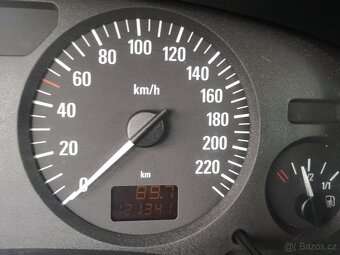 OPEL ZAFIRA 1.MAJITEL/ČR/NÍZKÉ KM/NAFTA/TAŽNÉ ZAŘÍZENÍ - 11