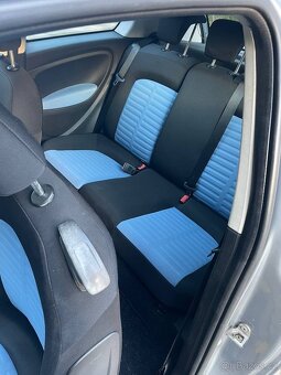 Fiat Grande Punto 1.4 - 11