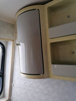 Prodám obytnou dodávku - 11