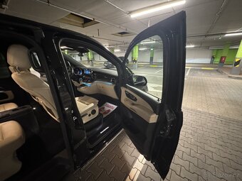 Mercedes benz V300d - 11