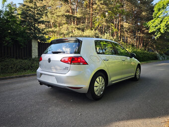 VW Golf MK7,1.6TDI 81KW,hatchback,5dvéř,2015,167xxxkm,tažné - 11